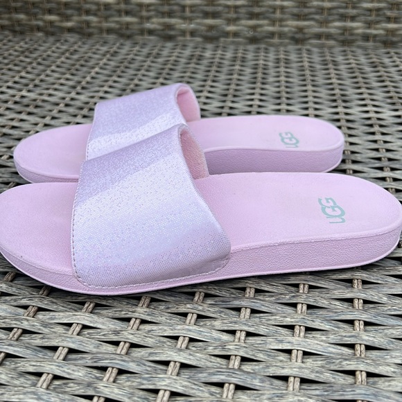 UGG Kids Light Pink Glitter Slide Sandals Little Kids Girls‎ Size 3 - Picture 3 of 8